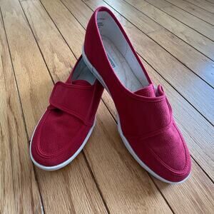 Vintage Women’s Red Canvas Grasshoppers by Keds Size 8 1/2